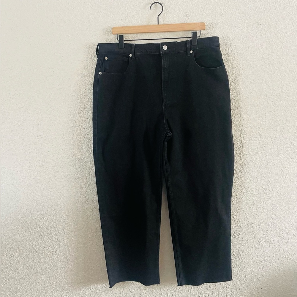 Everlane Women's Black Straight Leg Jeans, the ‘way high jean’